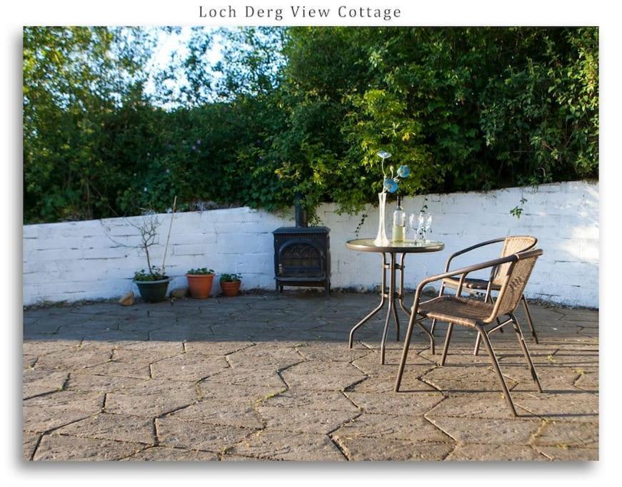 Cosy Self Contained Cottage With Stunning Views Killaloe Exteriör bild