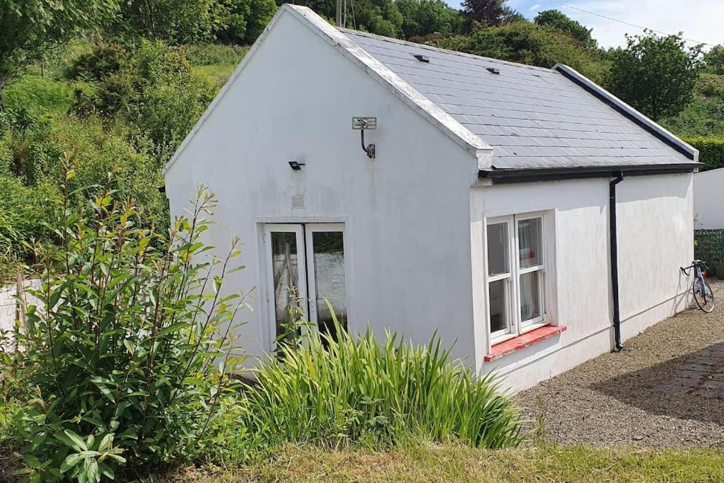 Cosy Self Contained Cottage With Stunning Views Killaloe Exteriör bild